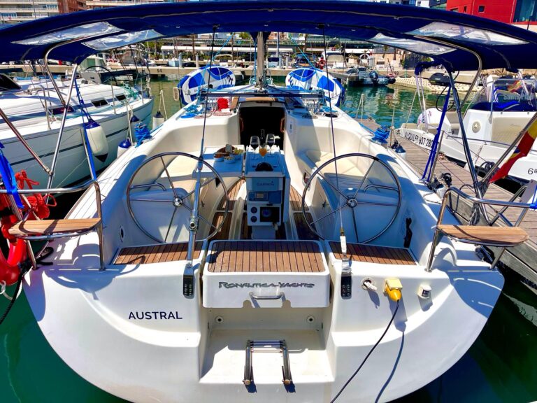 velero cómodo para alquilar